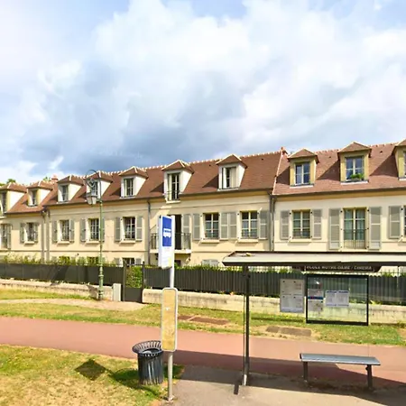 Un Eclat D Epoque Apartmán *